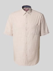 Regular fit vrijetijdsoverhemd met button-downkraag van Christian Berg Men Beige - 43