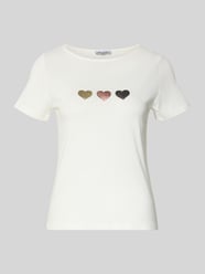 T-shirt z nadrukiem z motywem od MORE & MORE - 7