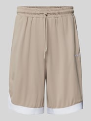 Sweatshorts mit elastischem Bund von Pegador Beige - 11