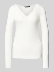 Langarm Top mit Spitzenbesatz Modell 'ROSA' von Vero Moda Weiß - 1