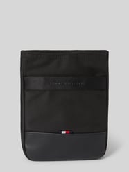 Umhängetasche Label-Schriftzug aus Metall von Tommy Hilfiger - 20