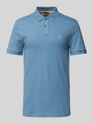 Poloshirt mit Label-Detail Modell 'Passenger' von BOSS Orange Blau - 30