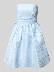 Sukienka koktajlowa w stylu off-shoulder od Hey Kyla - 45