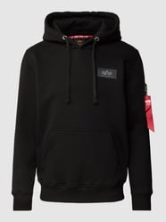 Bluza z kapturem i naszywką z logo od Alpha Industries Czarny - 6