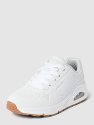 Sneakersy z detalami z logo model ‘STAND ON AIR’ od SKECHERS Biały - 24