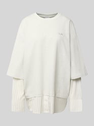 Oversize’owy longsleeve w stylu warstwowym od Karo Kauer - 27