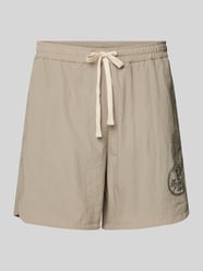 Regular Fit Shorts mit Label-Print von Multiply Apparel Beige - 15
