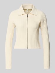 Regular Fit Strickjacke mit Rippmuster Modell 'ELLY' von ONLY - 39