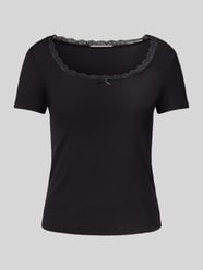 T-Shirt mit Schleifen-Detail Modell 'LIA' von Guess - 9