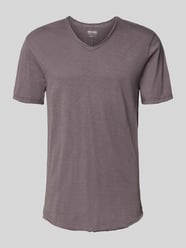 T-shirt o kroju regular fit z czystej bawełny Model 'BENNE LONGY' od ONLY & SONS - 44