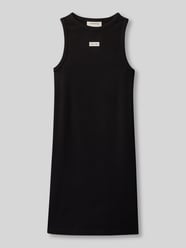 Wąska sukienka t-shirtowa w prążkowej optyce od Calvin Klein Jeans - 5