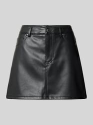 Minirock in Leder-Optik mit Eingrifftaschen von REVIEW - 1