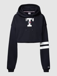 Cropped Hoodie mit Logo-Badge Modell 'LETTERMAN FLAG' von Tommy Jeans Blau - 12