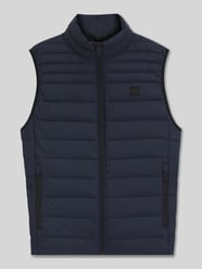 Kamizelka pikowana o kroju slim fit z naszywką z logo model ‘ODENO2’ od BOSS Orange - 48