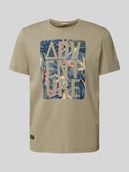 T-Shirt mit Statement-Motiv-Print von camel active Grün - 27