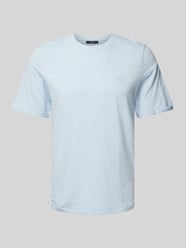 T-Shirt mit Label-Detail Modell 'BLATROPIC' von Jack & Jones Premium Blau - 12