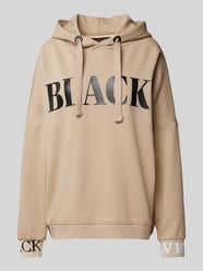 Oversized Hoodie mit Label-Print von miss goodlife Beige - 7