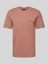 T-shirt z o kroju slim fit z nadrukiem z motywem model ‘BASIC’ od Only & Sons Czerwony - 35