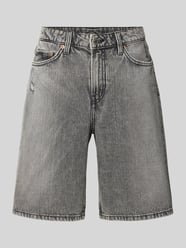Szorty jeansowe o kroju regular fit z 5 kieszeniami model ‘MONTEREY’ od Weekday - 2