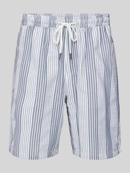 Korte regular fit broek met achterzakken, model 'JONAS' van Redefined Rebel - 1