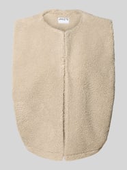 Weste aus Teddyfell mit Rundhalsausschnitt von Jake*s Casual Beige - 10