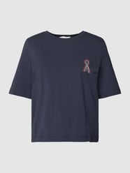 T-Shirt mit Label-Stitching Modell 'LAYAA' von Armedangels Blau - 29