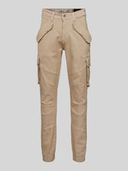 Cargohose mit Label-Details Modell 'COMBAT' von Alpha Industries Beige - 31