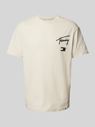 Regular Fit T-Shirt mit Label-Print von Tommy Jeans Beige - 42