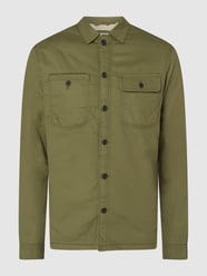 Kurtka koszulowa z podszewką ze sztucznego kożuszka model ‘Ben’ od Jack & Jones Zielony - 21