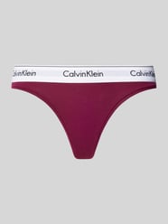 String mit elastischem Label-Bund von Calvin Klein Underwear Pink - 44