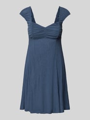 Tailliertes Minikleid mit Raffung Modell 'HELDA' von Only - 41