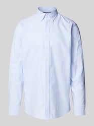 Regular Fit Business-Hemd mit Button-Down-Kragen von Christian Berg Men Blau - 36