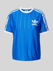 T-Shirt mit Label-Print von adidas Originals Blau - 31