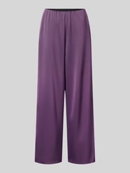 Stoffhose aus Satin mit Eingrifftaschen Modell 'PELLA' von YAS - 10