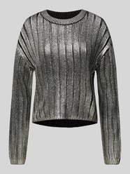 Sweter z dzianiny o kroju comfort fit z efektem metalicznym model ‘Kama’ od Only - 30