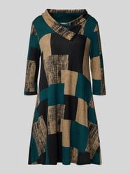 Regular Fit Minikleid in Strick-Optik von Apricot - 47