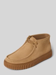Boots met profielzool, model 'Torhill Hi' van Clarks Beige - 32