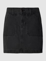 Spódnica jeansowa z wpuszczanymi kieszeniami model ‘REGINA’ od Noisy May Czarny - 39