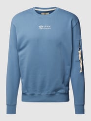 Sweatshirt mit Reißverschlusstasche am Ärmel Modell 'Organics' von Alpha Industries - 12