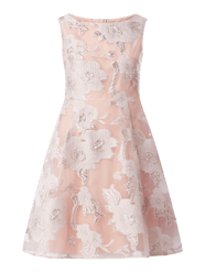 Cocktailkleid mit floralem Muster von Paradi Pink - 42