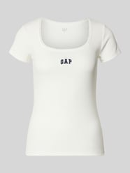 t-shirt z wyhaftowanym logo od GAP - 1