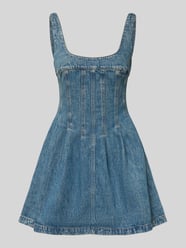 Sukienka casualowa taliowana z czystej bawełny od Tommy Jeans - 9