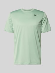 T-Shirt mit Logo-Print und Rundhalsausschnitt von Nike Training - 47