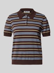 Koszulka polo z dzianiny o kroju regular fit z wzorem w paski od REVIEW - 1
