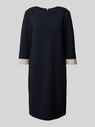 Knielanges Kleid mit Rundhalsausschnitt von Betty Barclay Blau - 23