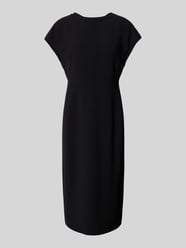 Knielanges Kleid mit Rundhalsausschnitt von Windsor Schwarz - 19