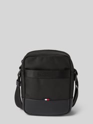 Umhängetasche mit Label-Schriftzug aus Metall von Tommy Hilfiger - 21