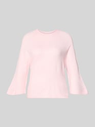 Oversize’owy sweter dzianinowy z rękawem 3/4 model 'SIMONI' od ONLY Fuksjowy - 12