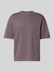 T-shirt o kroju boxy fit z mieszanki bawełny model 'CASPIAN AIRFLEX BOXY' od ONLY & SONS Fuksjowy - 36