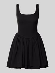 Sukienka mini taliowana z dekoltem w łódkę model ‘SOEMO’ od Only - 43